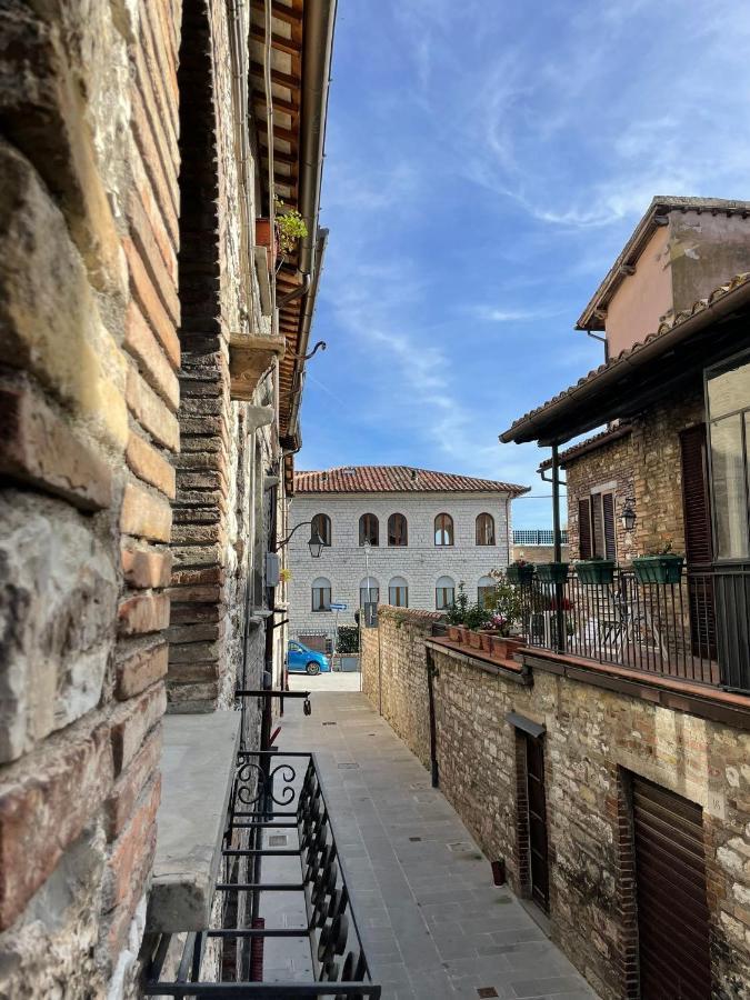 Casa La Rosa Apartment Gubbio Luaran gambar